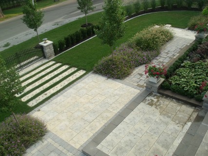 Niagara on the Lake (Front Entrance)